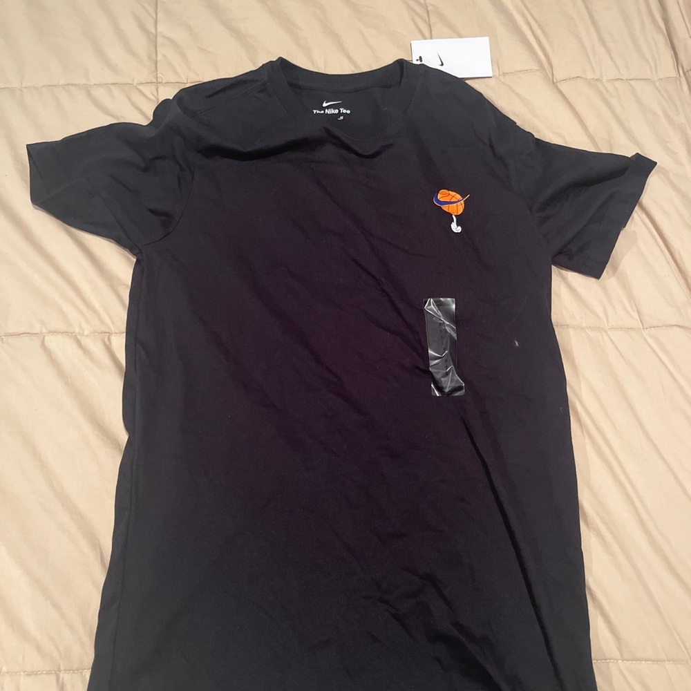 Nike space jam tune squad shirt new